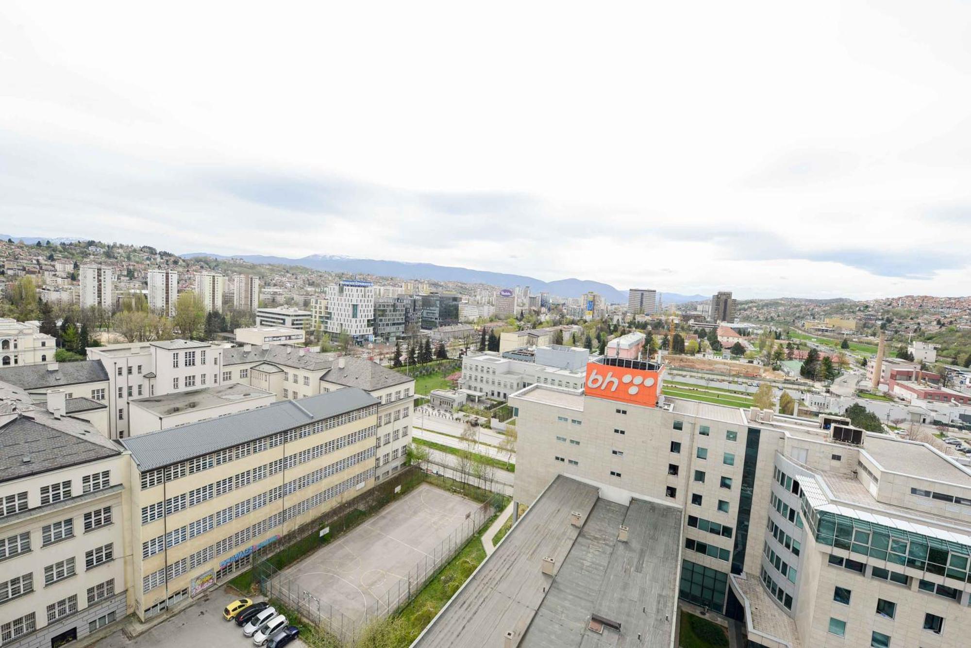 Apartment Dvor Center